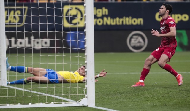 Al Villarreal de Champions se le atraganta otro equipo en puestos de descenso y cae en Cádiz