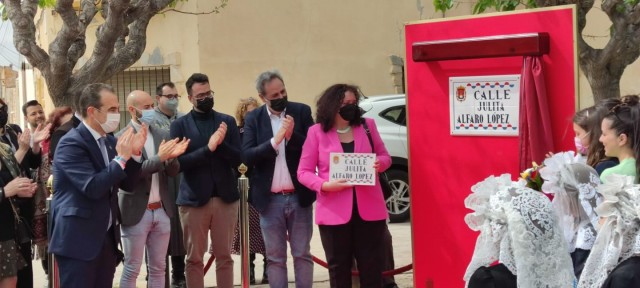 Alicante homenajea a Julita Alfaro con una calle a su nombre en Rabasa