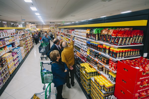 Tienda física vs comercio online: ¿Hacia dónde va la distribución alimentaria?