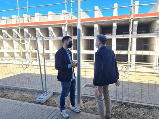 El Ayuntamiento construye 300 nuevos nichos sencillos en el cementerio General