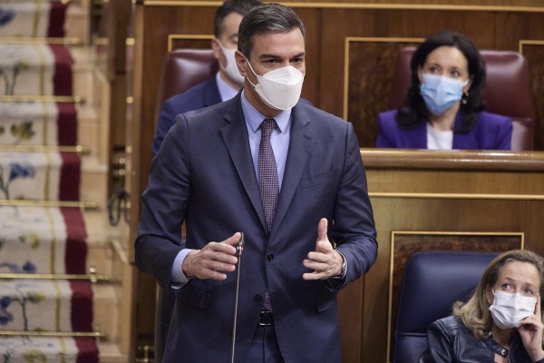 Los grupos parlamentarios piden la comparecencia de Sánchez tras cambiar de postura sobre el Sáhara
