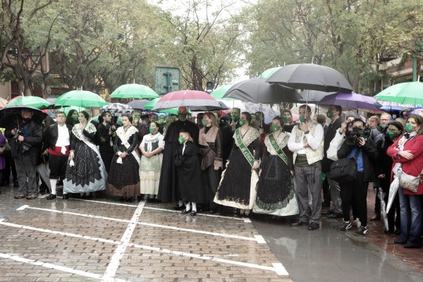La lluvia puede con las ganas de fiesta: Castelló suspende la Cabalgata del Pregó 