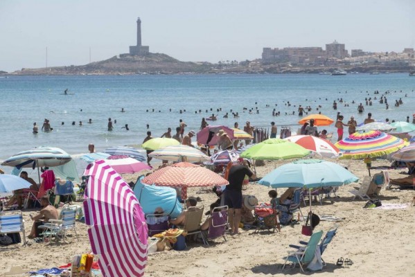 La Costa Cálida se convierte en el litoral más feliz de España con más de 300 días de sol al año