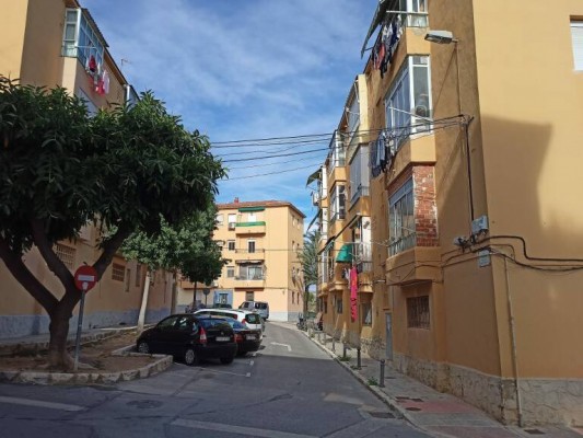 Elche encarga otra modificación del Plan General para permitir los ascensores externos en Porfirio Pascual