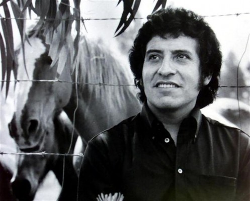 La Universitat inicia la temporada teatral amb un muntatge sobre la vida de Víctor Jara
