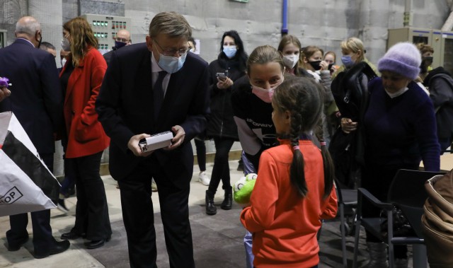 Vuelven los 'tics' del PSPV: tras su control férreo en la covid, ahora los refugiados