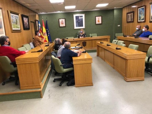 Colectivos montañeros de Petrer y Elda piden 