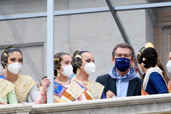 La previsión de mal tiempo y la guerra frenan las visitas de líderes nacionales a las Fallas 