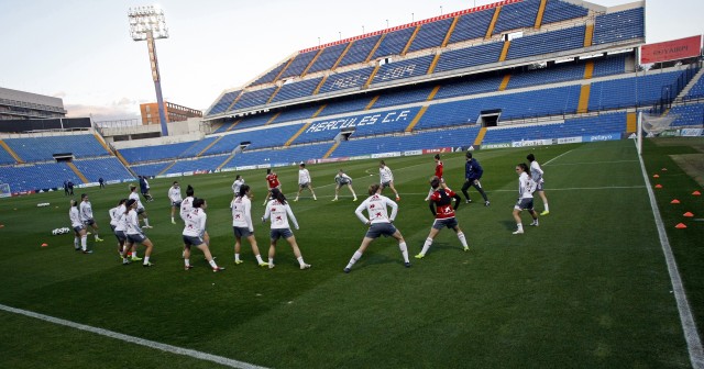 España-Brasil femenino en el Rico Pérez el 7-A