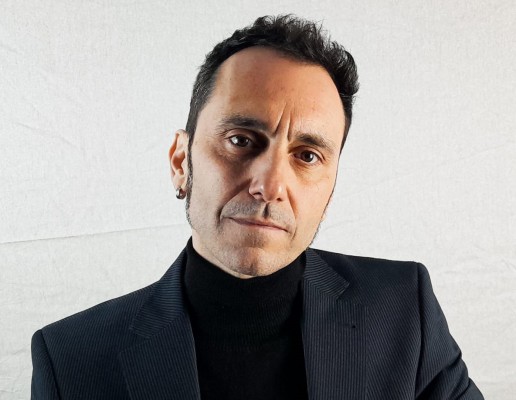 Verchili avanza hacia la electrónica con su último single 'Distinto'