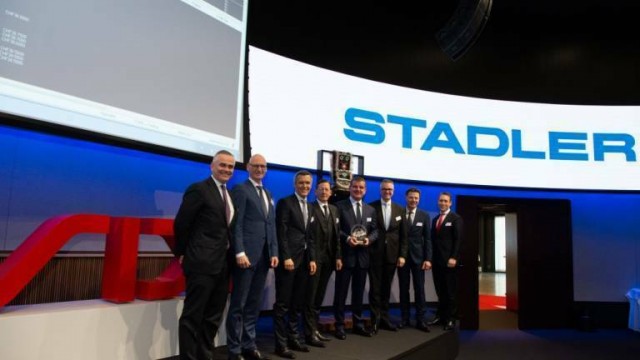 Stadler presenta los mejores resultados de su historia... y el mercado la acerca a mínimos