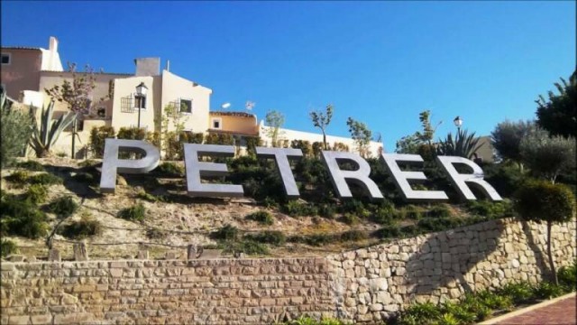 La OMIC de Petrer tramita 250 reclamaciones y recupera más de 30.000 € para los consumidores