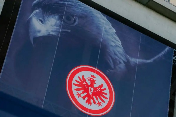 El Eintracht rompe con su patrocinador ruso Karspersky
