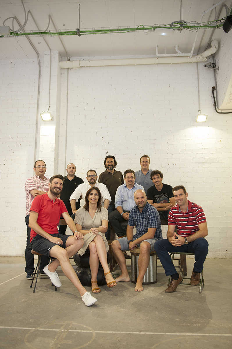 Los miembros de la AECPcv tras una de sus reuniones este verano - 