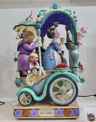 La ofrenda a la Geperudeta de Convento Jerusalén arrasa y se lleva el Ninot Indultat Infantil de 2022