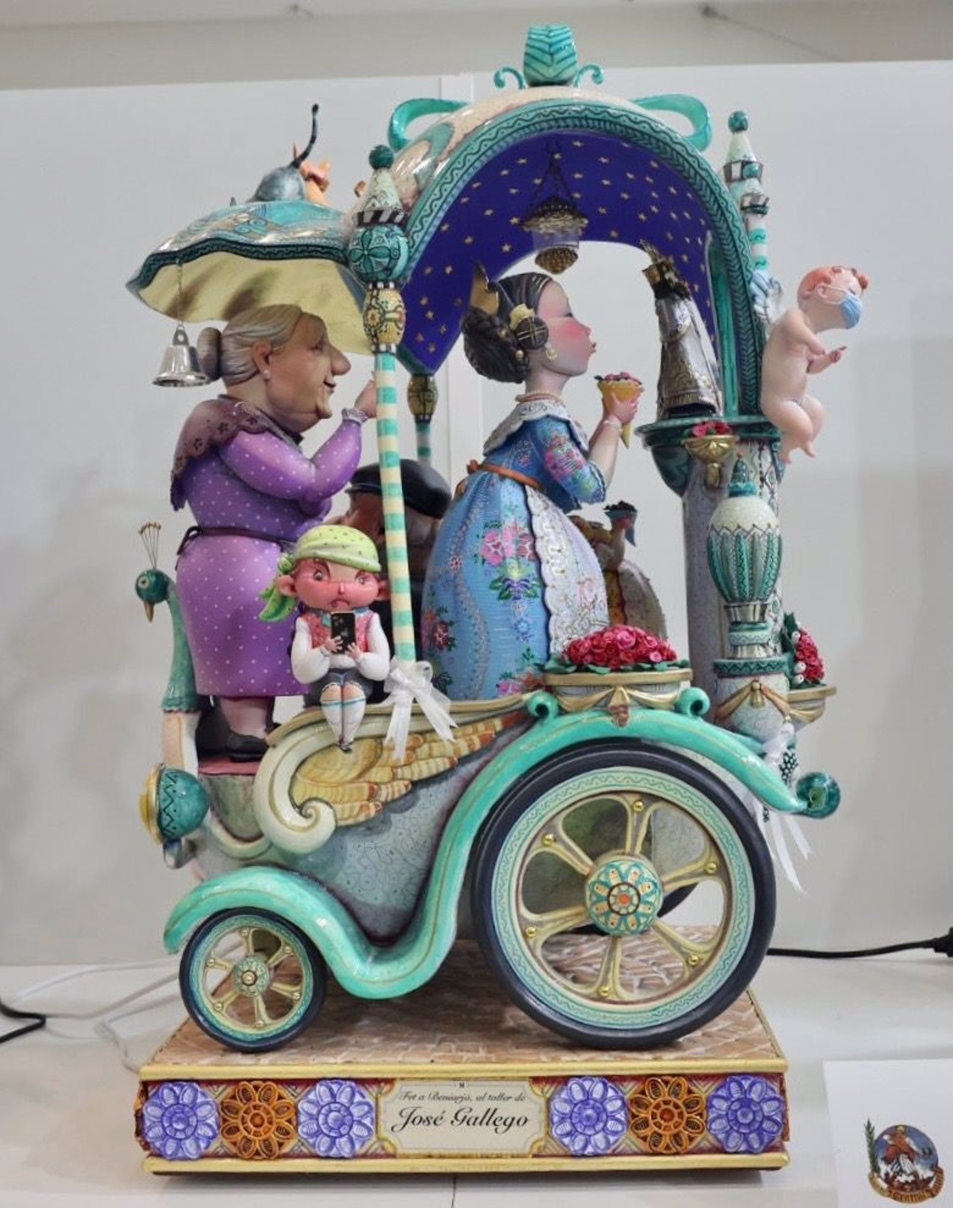 La ofrenda a la Geperudeta de Convento Jerusalén arrasa y se lleva el Ninot Indultat Infantil de 2022