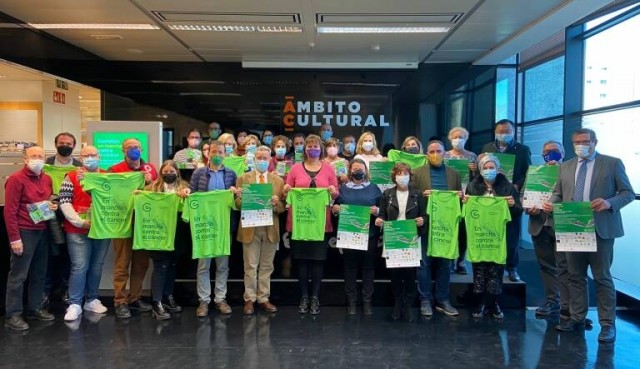 La VI Marcha Contra el Cáncer de Castellón amplía sus puntos de venta de camisetas en la calle