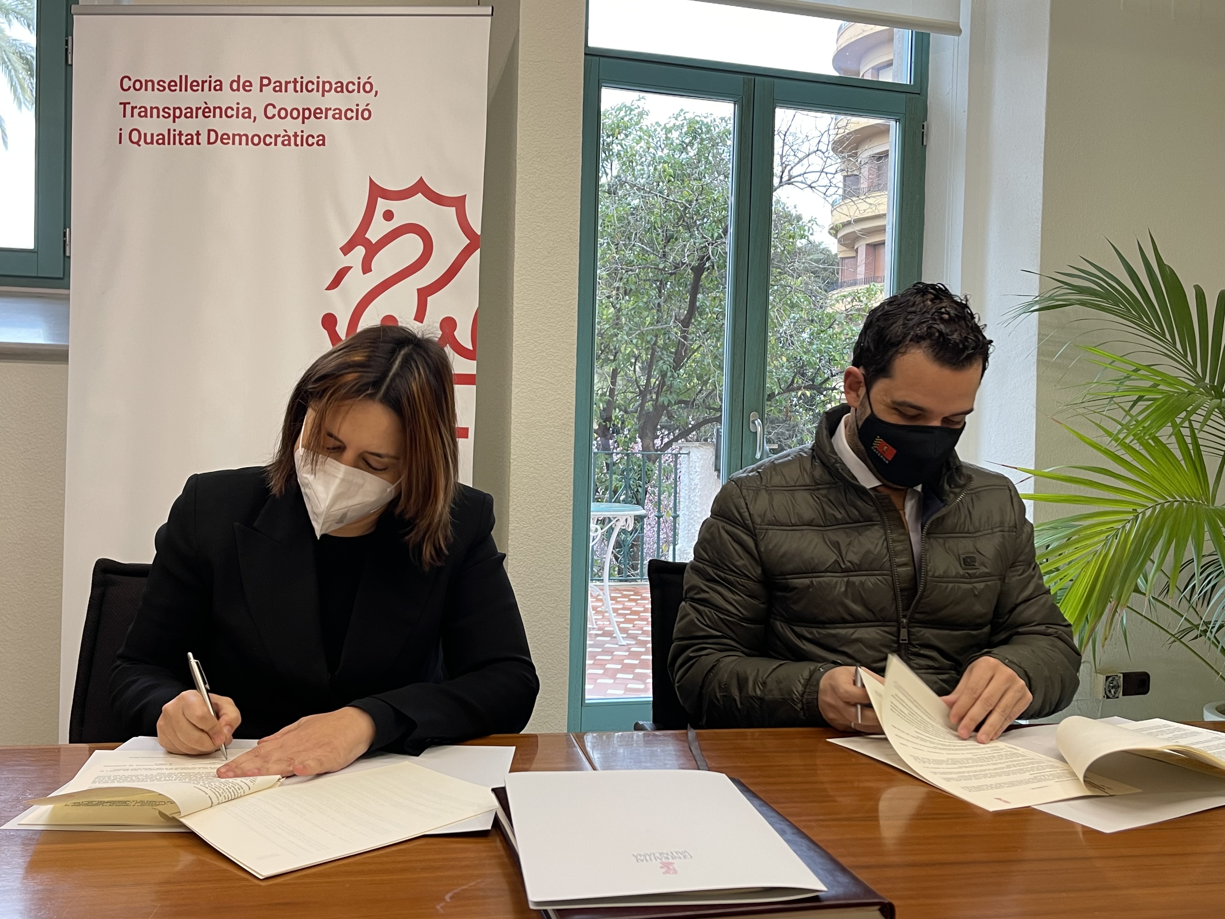 Paterna y Calidad Democrática firman el convenio de la primera fase del 'Memorial de las Víctimas'