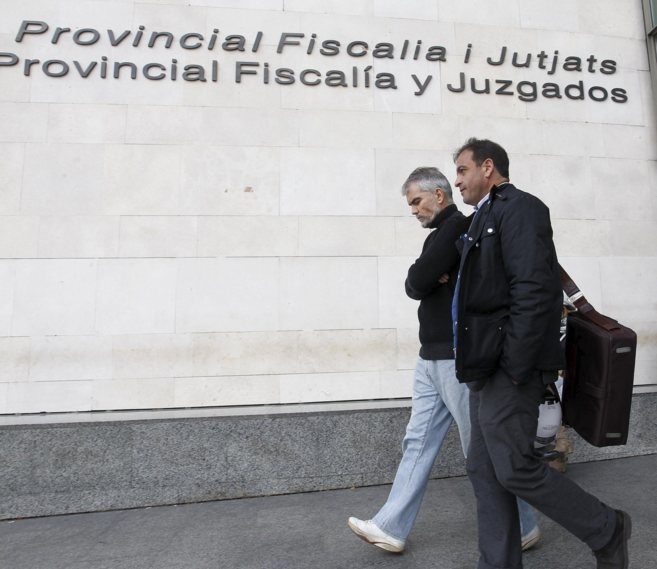 Arnal declara ante el juez que vendió bienes y participaciones por su depresión y adicciones