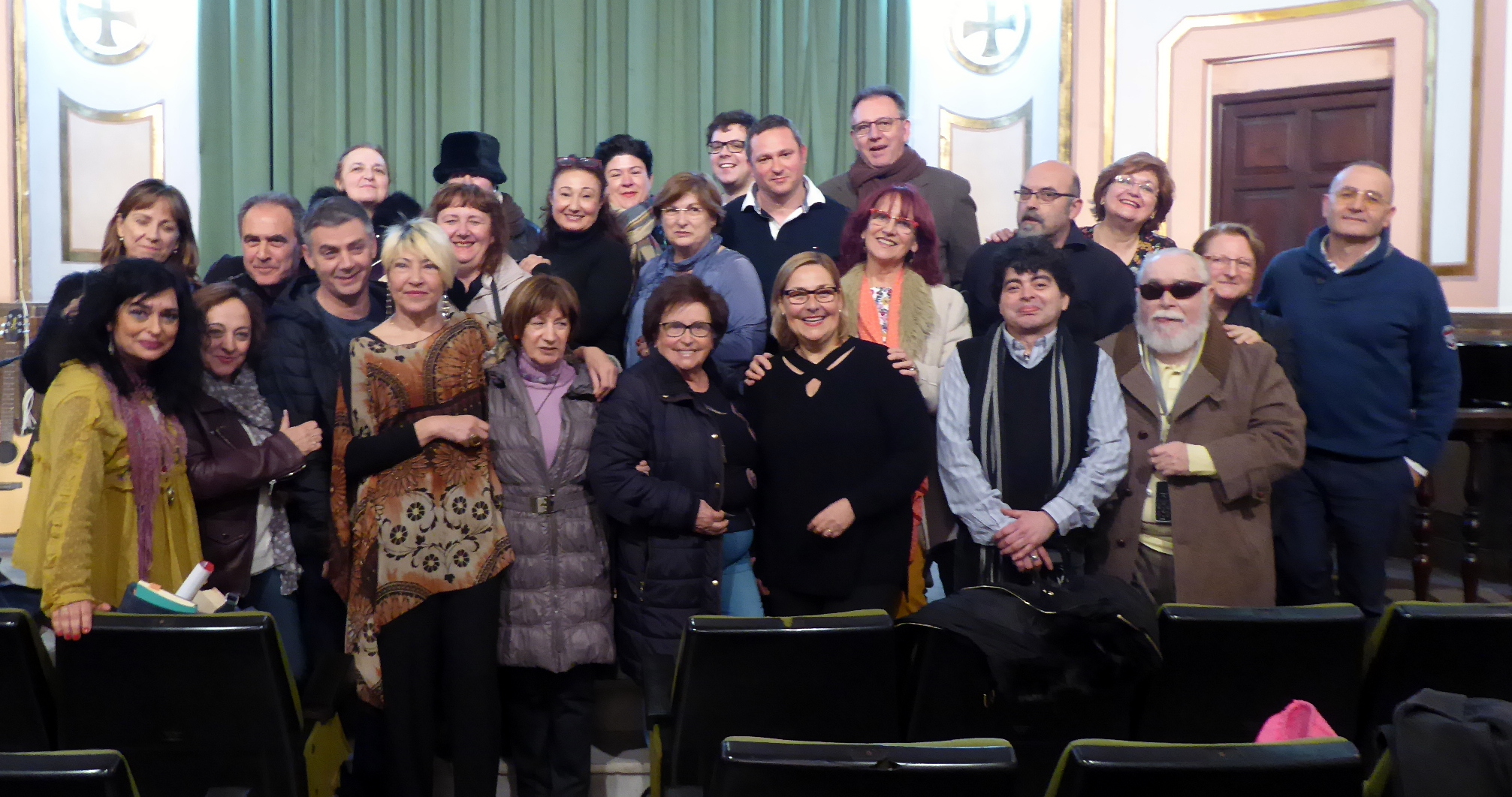 La poesía vuelve a pellizcar (en persona) el alma de sus amantes en Castelló