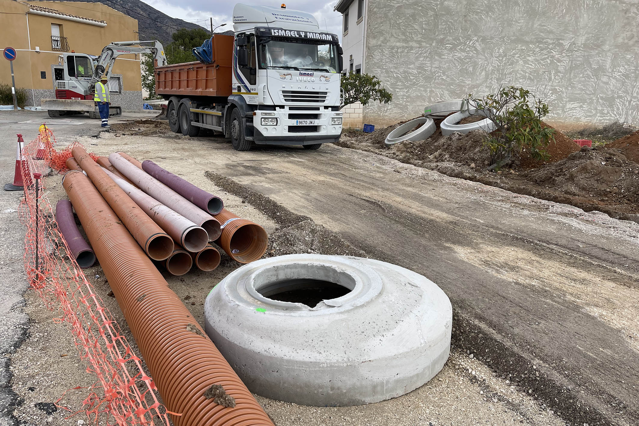 La Diputación inicia las obras de ampliación y urbanización de la CV-843 en La Canalosa