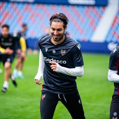 Campaña y Postigo llegan ante el Espanyol