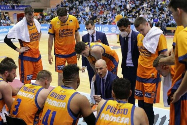 Duelo directo por el Top-4 en Liga Endesa en la pista del Joventut Badalona                                           