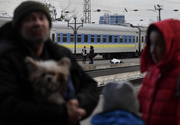 El Consell pide que los 301 millones del Plan Resistir vayan para empresas y refugiados de Ucrania