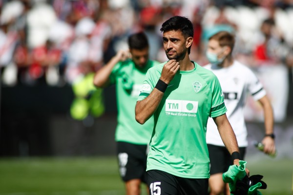 Pastore, única baja en la convocatoria del Elche ante el Granada