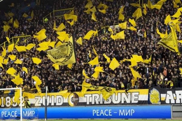 El oligarca ruso Valeri Ojf vende todas las acciones del Vitesse neerlandés
