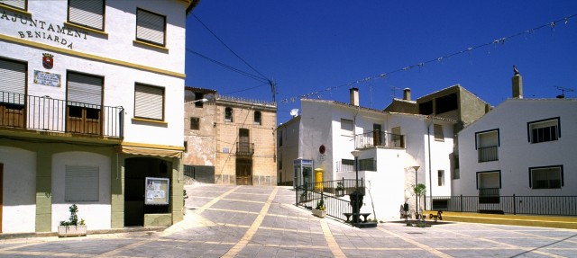 El Consell aprueba el cambio de denominación del municipio de Beniardá a Beniardà