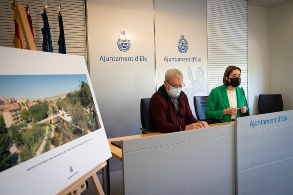 El 'déjà vu' del bipartito de Elche: crecientes cismas a un año de las elecciones, pullas incluidas