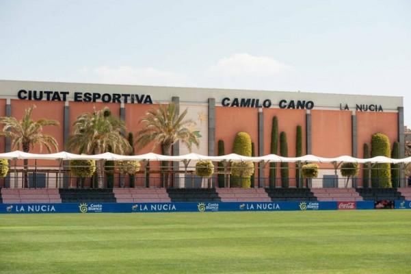 La Nucía valora en 1,2 millones de euros la renovación del césped artificial de sus campos de fútbol