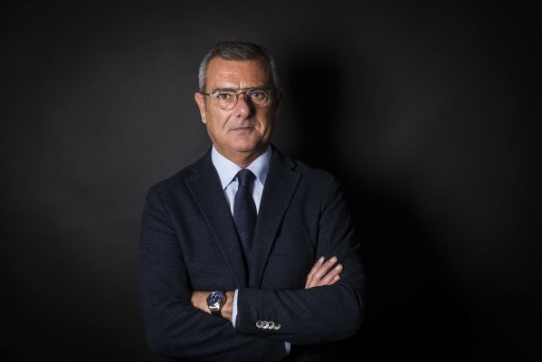 Los abogados y los procuradores amenazan con “levantarse en armas” contra el IVA del turno