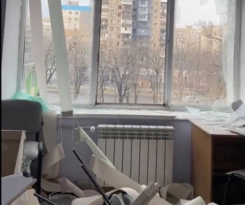 Al menos tres muertos, entre ellos un niño, por el ataque sobre el hospital de Mariúpol
