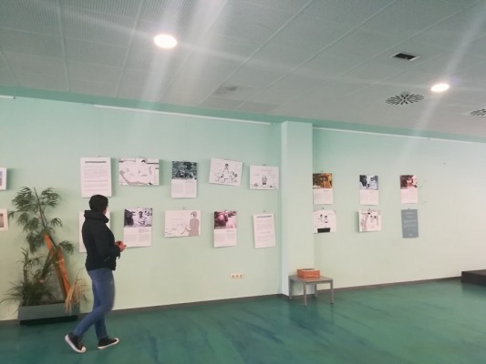 Betxí cuestiona los estereotipos en una exposición donde las profesiones 