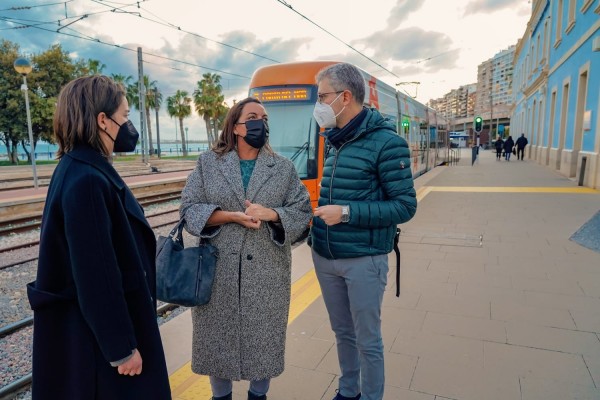 FGV aprueba la rebaja del 50% en las tarifas del Tram a partir del verano tras la reducción de zonas