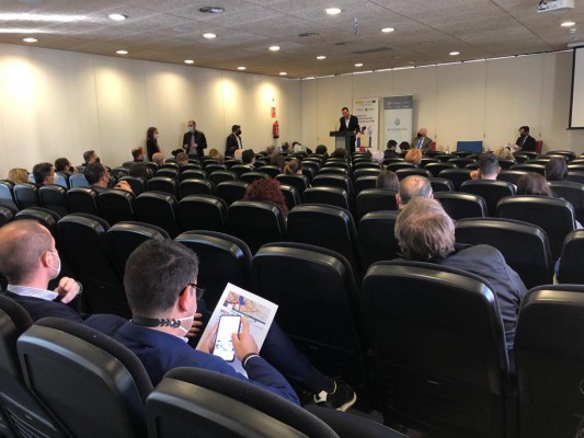 Elche la digitalización del tejido empresarial con las ayudas del Kit Digital