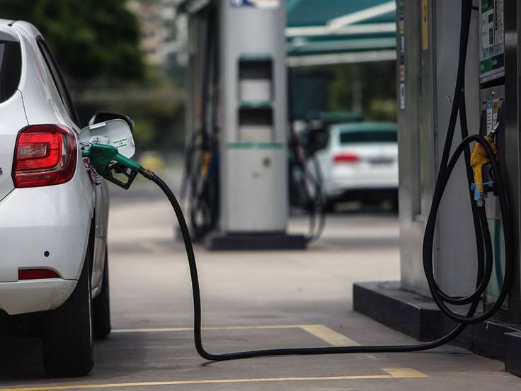 Precio gasolina hoy: estas son las gasolineras más baratas y más caras, hasta 20 euros de diferencia por depósito