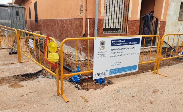 Nules y Facsa mejoran el servicio de abastecimiento de agua potable de la calle San Pascual