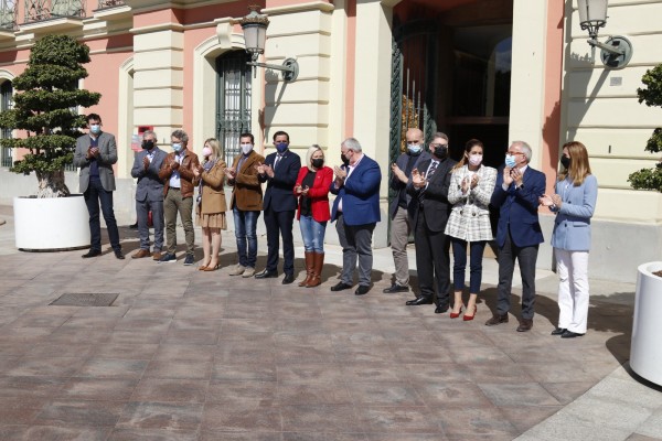 Murcia se une para apoyar al pueblo ucraniano con una concentración silenciosa 