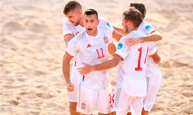 Chiky, Domingo Cabrera y García Paredes, con España en dos partidos ante Francia