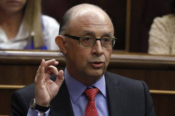 Compromís inicia una campaña para exigir a Montoro la retirada del Plan de Ajuste 
