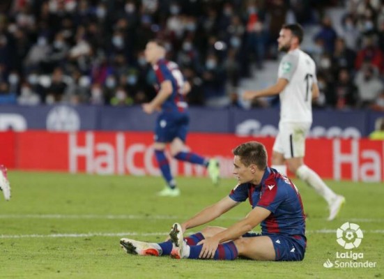 De Frutos, la mejor noticia del Levante, iguala su récord goleador
