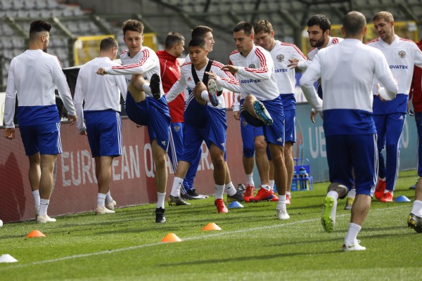La FIFA retrasa el 'playoff' de Ucrania y da el pase a Polonia tras eliminar a Rusia