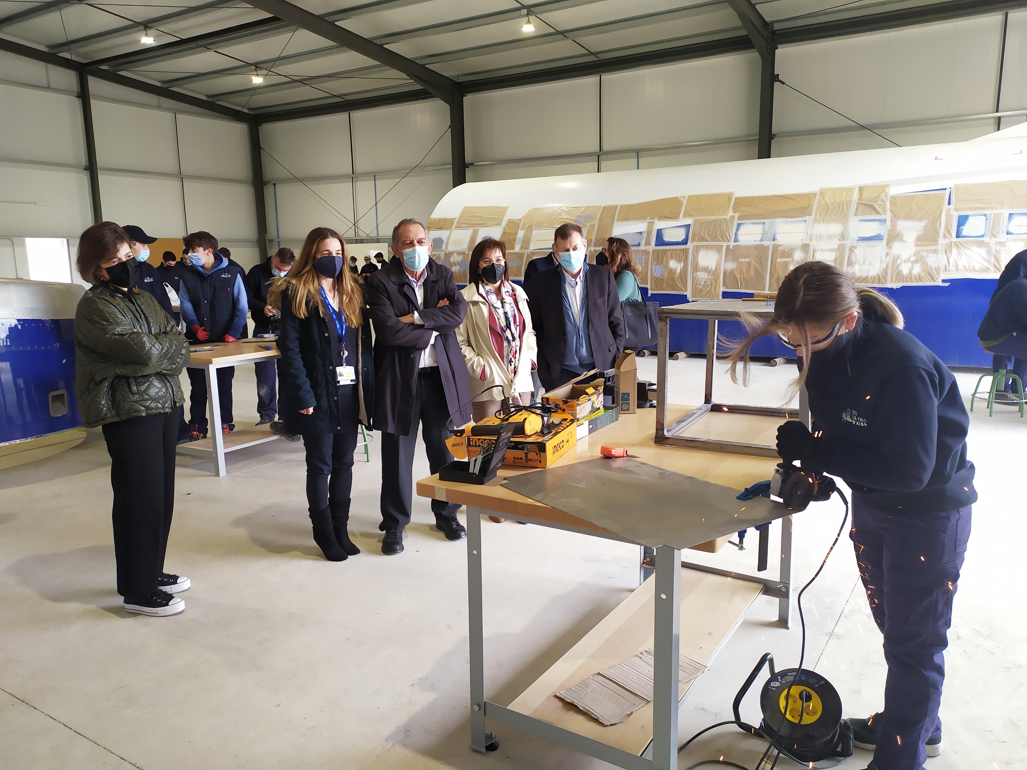 El aeropuerto y Educación promueven la llegada de alumnas a los ciclos de FP de la rama aeronáutica
