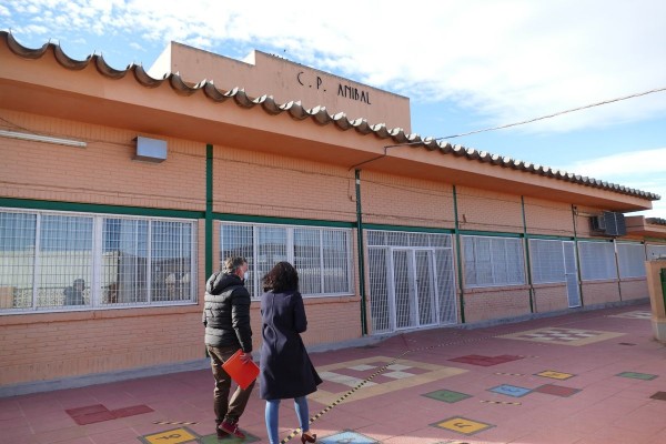 Construcciones María García y Zima Desarrollos retirarán el amianto de los colegios Stella Maris y Aníbal