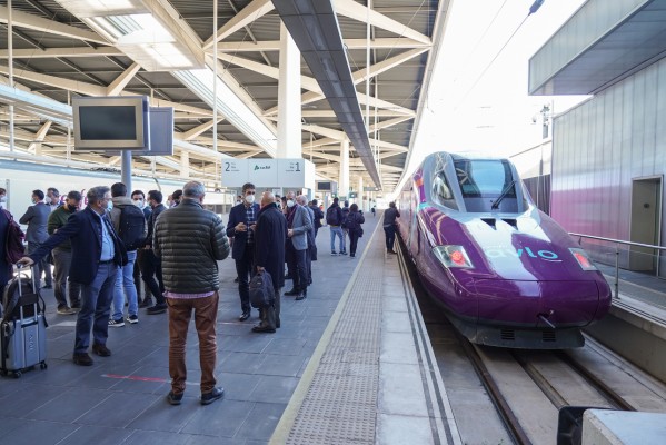 La Generalitat cree que logrará que algunos AVE mantengan parada en Atocha durante las obras