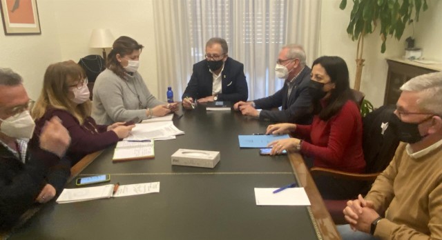 Martí pide que se prioricen alimentos, material de primeros auxilios y dinero para ayudar a refugiados