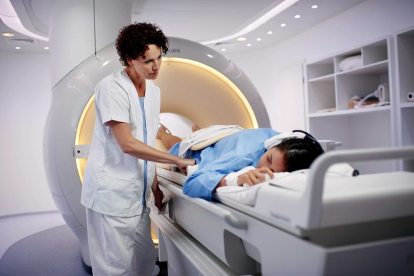 Crece un 26 % la demanda de apoyo psicológico frente al cáncer en la Comunitat